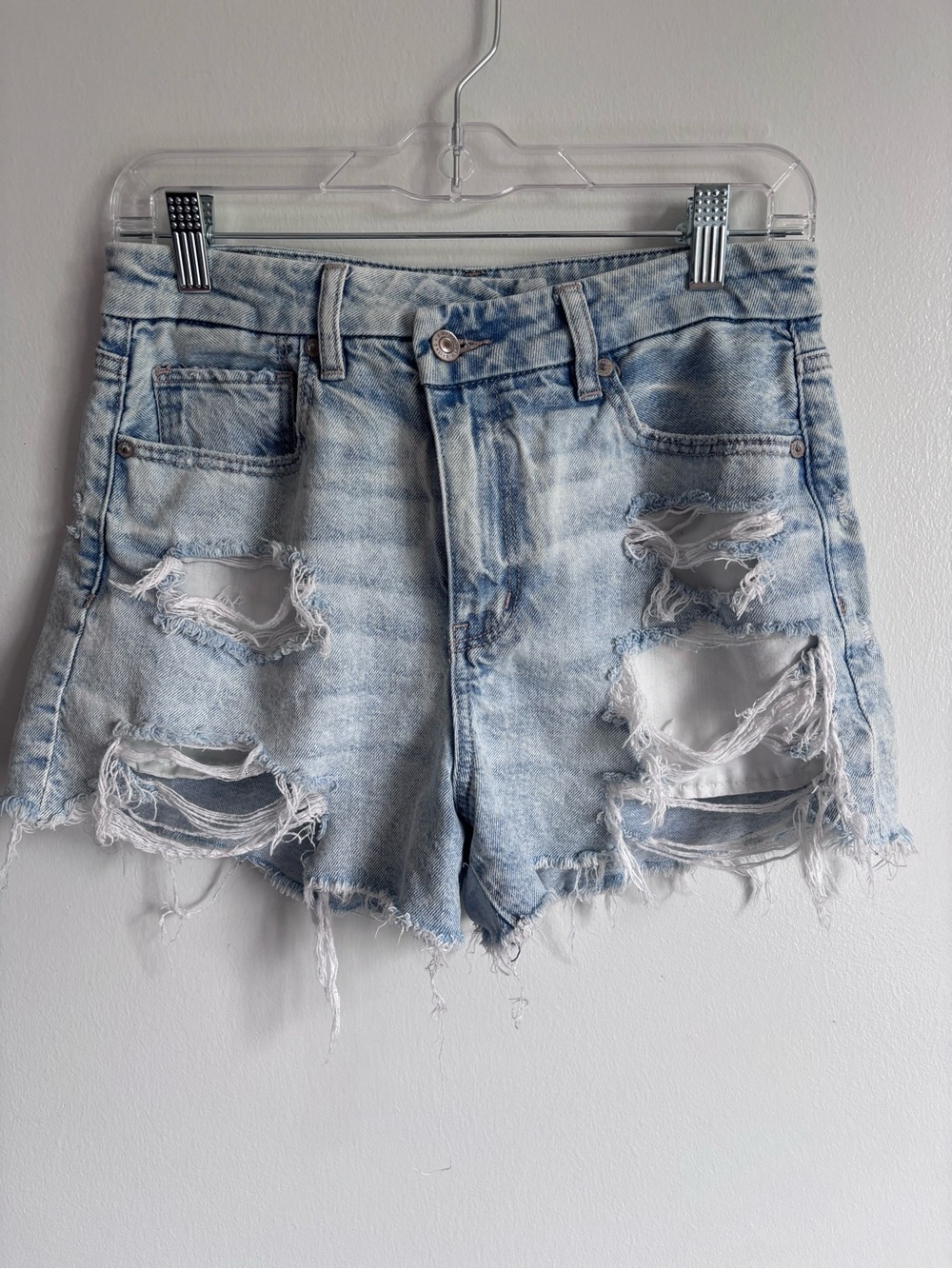 American Eagle Stigrid rip Jean short size 6